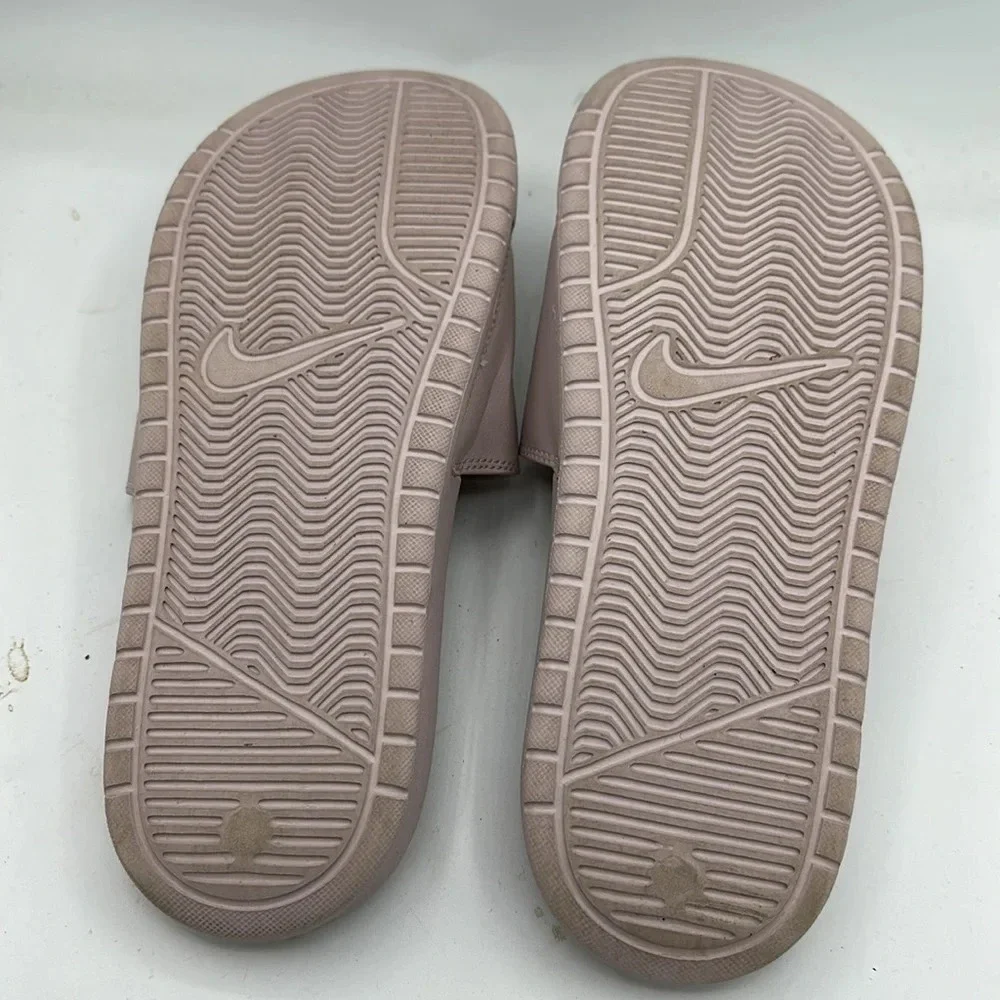 women's particle rose & silver Nike Benassi JDI slides size 8